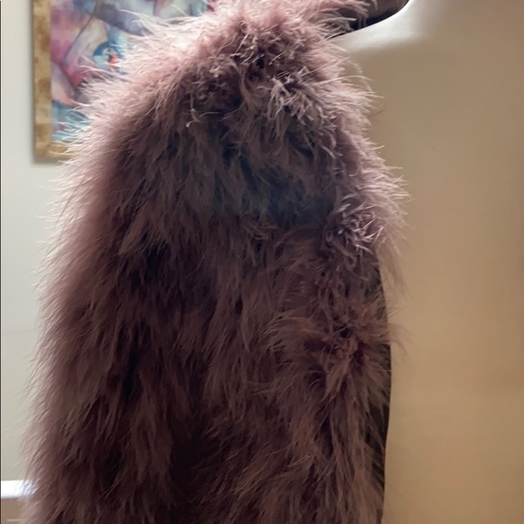 Feather coat - Picture 2 of 4